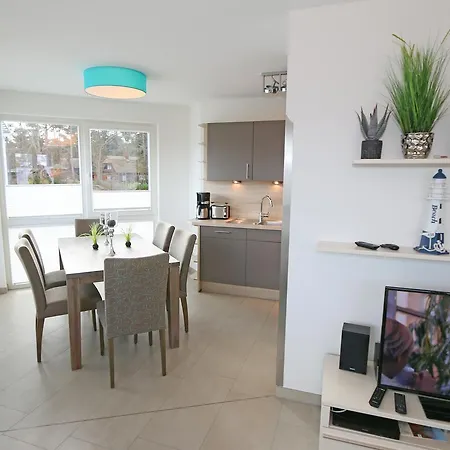 Strandvilla Mit Meerblick Und Balkon * 바베