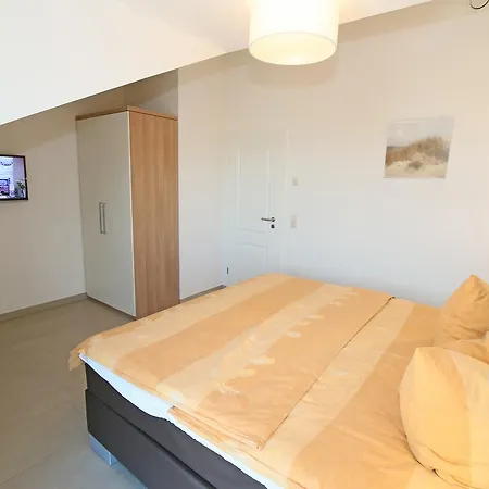 Strandvilla Mit Meerblick Und Balkon 아파트 *
