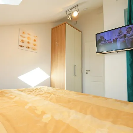 Strandvilla Mit Meerblick Und Balkon 아파트 바베