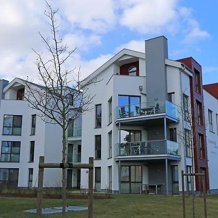 아파트 Strandvilla Mit Meerblick Und Balkon 바베