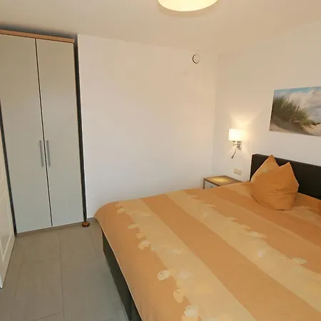 Strandvilla Mit Meerblick Und Balkon 아파트 *