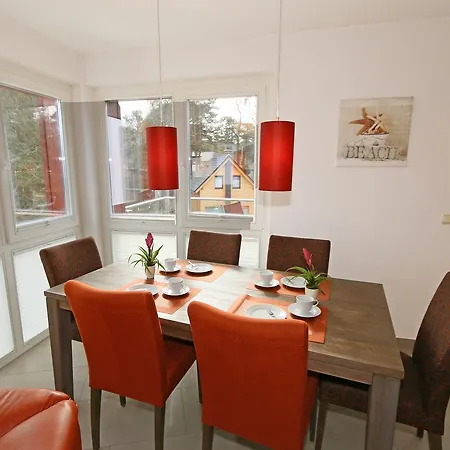 아파트 Strandvilla Mit Meerblick Und Balkon